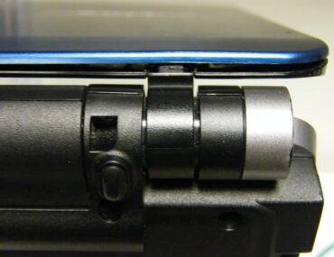 Laptop Hinge is Broken: How to Fix? [Step By Step Guide]